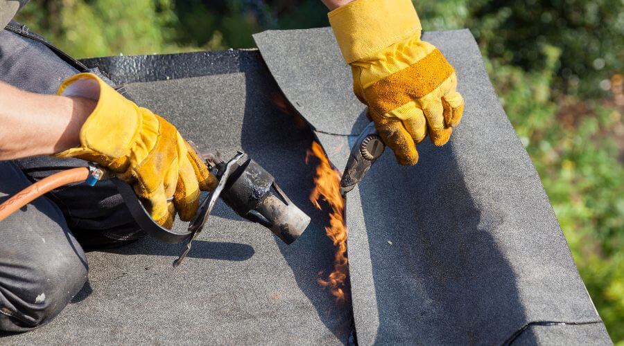 Professional gutter cleaning in Daviston, AL
